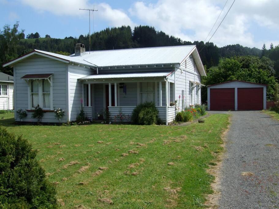 Riverlea Cottage - Cosy, Comfy, Quiet, Central Taumarunui Kültér fotó